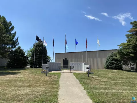 lot10 Block 2 Valhalla Dr, Viborg, SD 57070 photo 12