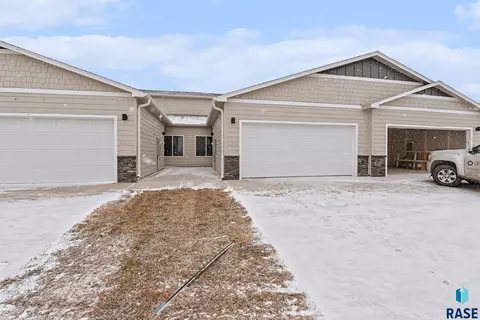 2304 E Jetty Pl, Sioux Falls, SD 57108 photo 14