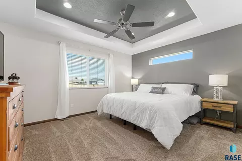 Bedroom - 2710 E Sunburst Dr, Brandon, SD 57005 photo 1 of 8