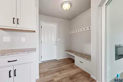 Entry Way - 905 Fanning St, Tea, SD 57064 photo 1 of 1
