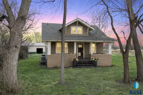 28286 Bartlett Ave, Canton, SD 57013