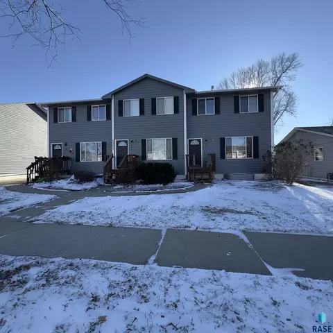 2805 E Bragstad Dr, Sioux Falls, SD 57101