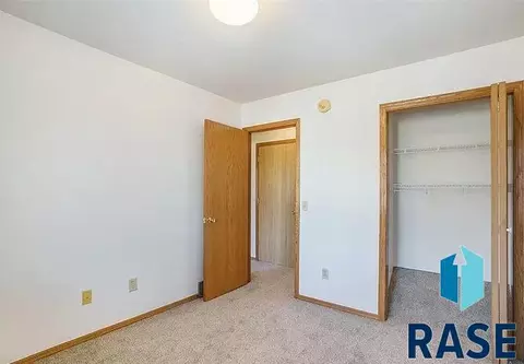 2805 E Bragstad Dr, Sioux Falls, SD 57101 photo 20
