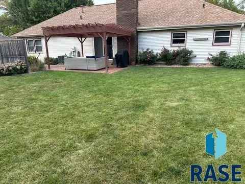 517 E Lotta St, Sioux Falls, SD 57105 photo 40