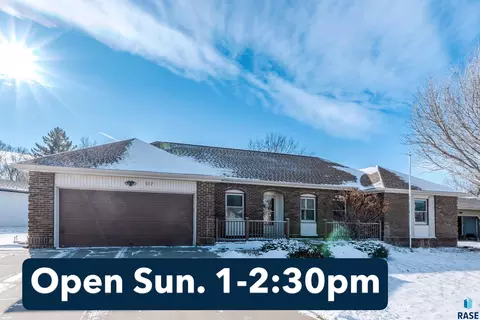 517 E Lotta St, Sioux Falls, SD 57105
