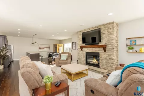 6301 E Jasper Cir, Sioux Falls, SD 57110 photo 24