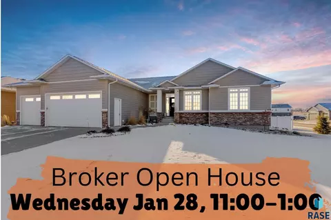 6301 E Jasper Cir, Sioux Falls, SD 57110