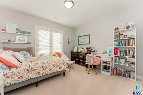 6301 E Jasper Cir, Sioux Falls, SD 57110 photo 32