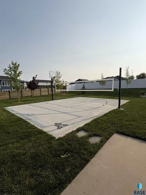 6301 E Jasper Cir, Sioux Falls, SD 57110 photo 46