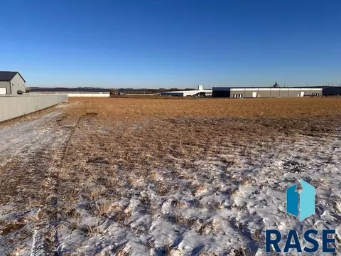 1916 N Walnut Ave, Brandon, SD 57005 photo 7