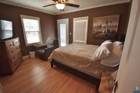 Bedroom - 219 E 33rd St, Sioux Falls, SD 57105 photo 2 of 5
