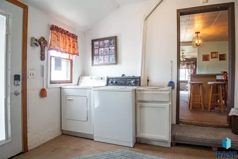 Other - 402 E 1st St, Marion, SD 57043 photo 2 of 5
