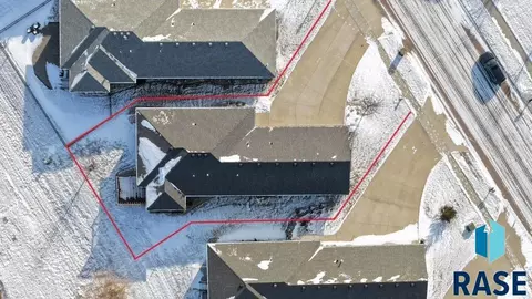 716 E Shadow Creek Ln, Sioux Falls, SD 57108 photo 30