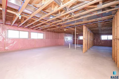 716 E Shadow Creek Ln, Sioux Falls, SD 57108 photo 20