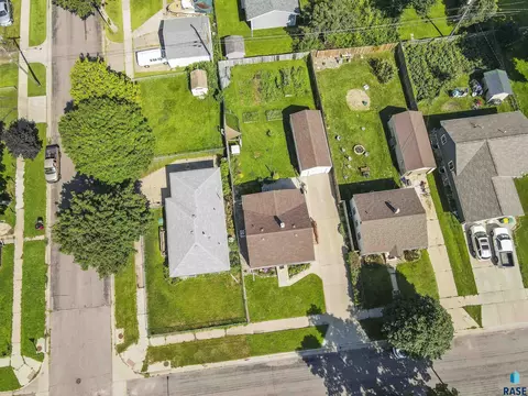 604 S Willow Ave, Sioux Falls, SD 57104 photo 21