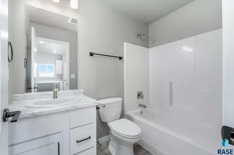 Bath - 6505 E Steel St, Sioux Falls, SD 57110 photo 2 of 2