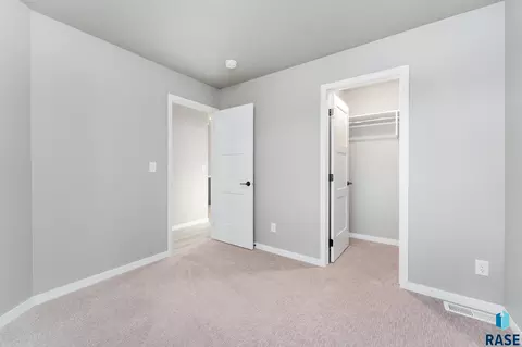 Bedroom - 6505 E Steel St, Sioux Falls, SD 57110 photo 4 of 4