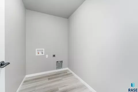 6503 E Steel St, Sioux Falls, SD 57110 photo 14