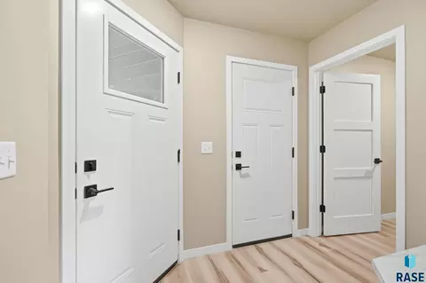 Entry Way - 6403 E Steel St, Sioux Falls, SD 57110 photo 1 of 1
