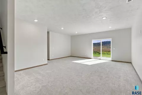 Living - 5401 E Brennan Dr, Sioux Falls, SD 57110 photo 5 of 6