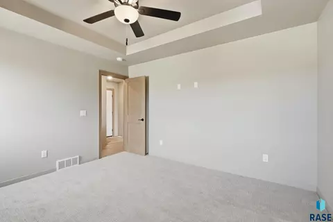 Bedroom - 5317 E Brennan Dr, Sioux Falls, SD 57110 photo 6 of 9