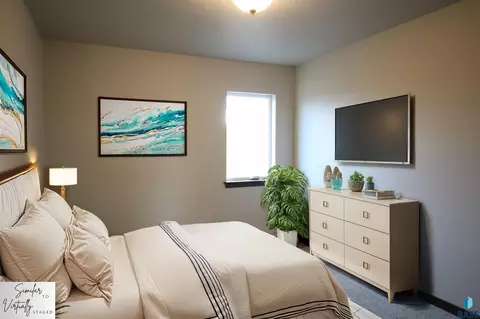 7220 E Waters Edge Pl, Sioux Falls, SD 57110 photo 6
