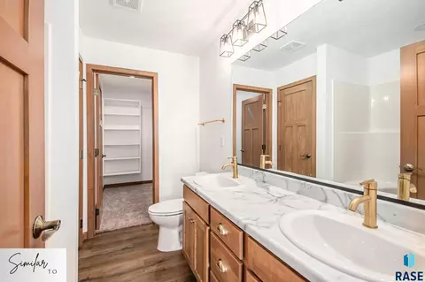 7242 E Waters Edge Pl, Sioux Falls, SD 57110 photo 6