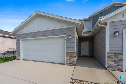 Exterior - 7000 E Brooks Edge Pl, Sioux Falls, SD 57110 photo 6 of 6
