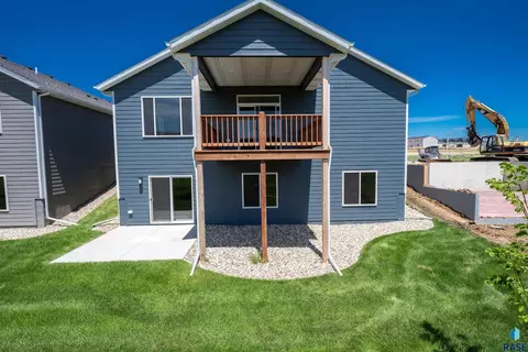 Exterior - 7241 E Waters Edge Pl, Sioux Falls, SD 57110 photo 5 of 5