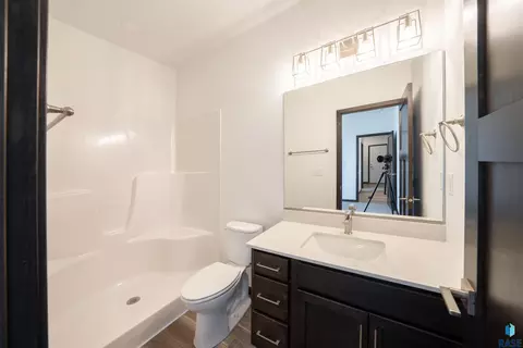 Bath - 7241 E Waters Edge Pl, Sioux Falls, SD 57110 photo 1 of 1