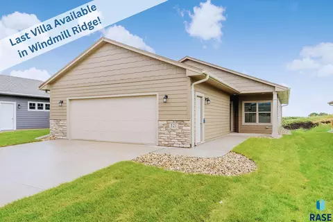 521 S Big Stone Ave, Sioux Falls, SD 57106