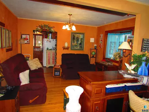 721 4th St, Garretson, SD 57030 photo 11