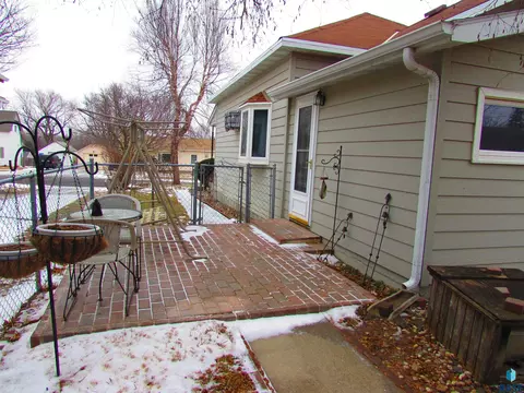 721 4th St, Garretson, SD 57030 photo 16