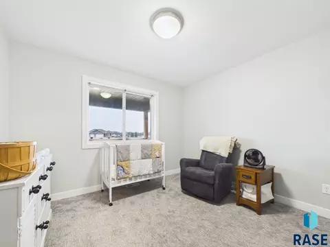 1008 S Tracy Dr, Brandon, SD 57005 photo 28
