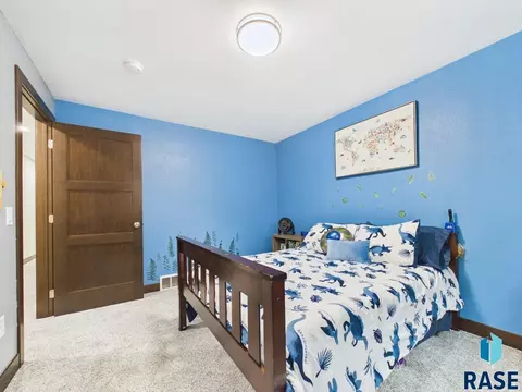 1008 S Tracy Dr, Brandon, SD 57005 photo 46