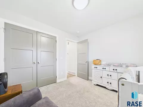 1008 S Tracy Dr, Brandon, SD 57005 photo 30