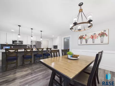 1008 S Tracy Dr, Brandon, SD 57005 photo 17