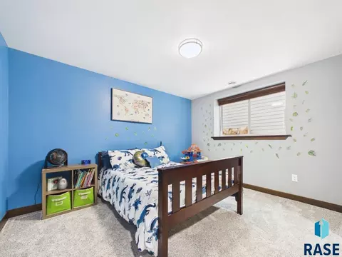 1008 S Tracy Dr, Brandon, SD 57005 photo 44