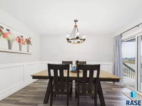 1008 S Tracy Dr, Brandon, SD 57005 photo 21