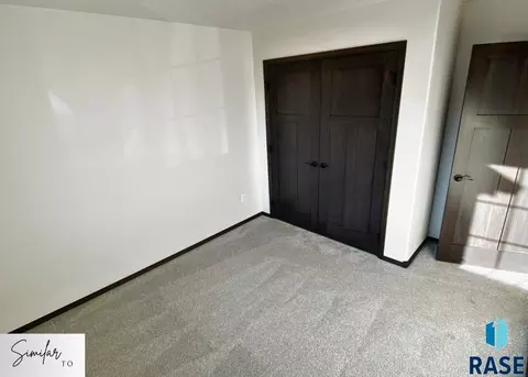 6609 W Gresford Pl, Sioux Falls, SD 57106 photo 6