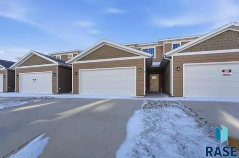 1249 N Marion Rd #3, Sioux Falls, SD 57107