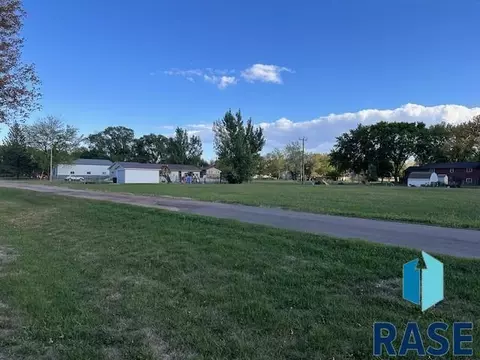 Cherry Ave, Bridgewater, SD 57319 photo 4
