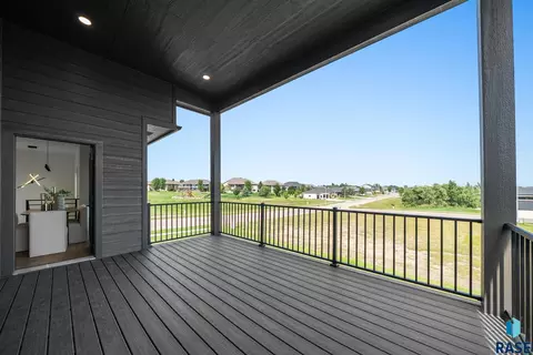 7300 E Misty Knoll Cir, Sioux Falls, SD 57110 photo 27