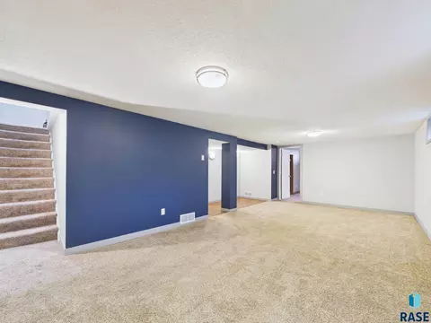 3200 E 17th St, Sioux Falls, SD 57103 photo 18