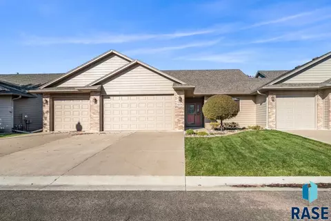 4504 E Kearney Pl, Sioux Falls, SD 57110 photo 19