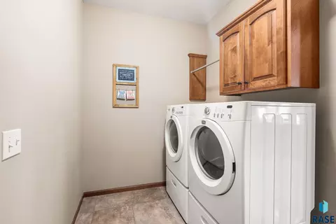 4504 E Kearney Pl, Sioux Falls, SD 57110 photo 11