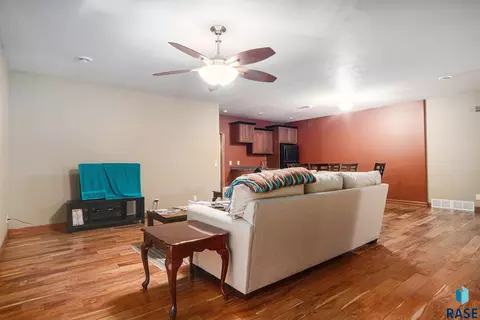1012 N Caleb Ave, Sioux Falls, SD 57103 photo 19