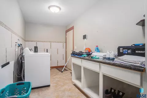 1012 N Caleb Ave, Sioux Falls, SD 57103 photo 30