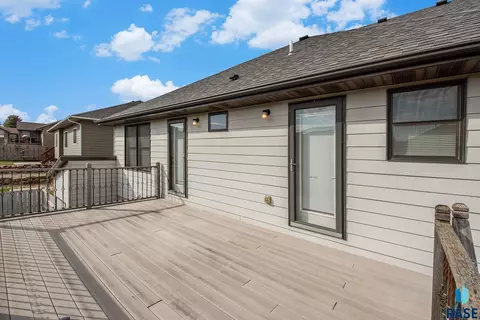 1012 N Caleb Ave, Sioux Falls, SD 57103 photo 36