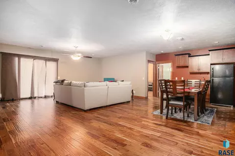1012 N Caleb Ave, Sioux Falls, SD 57103 photo 18